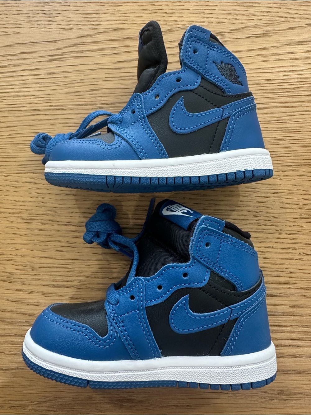 Toddler Nike Jordan 1 Highs Blue and Black. size 6C. NEVER WORN
